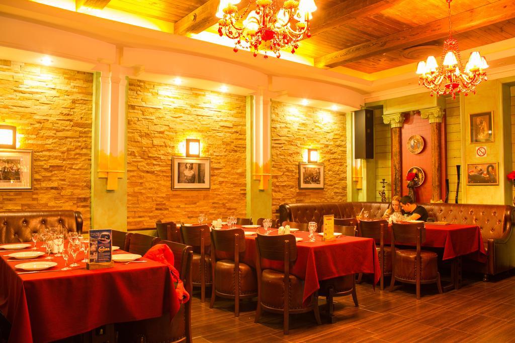 Skazka Hotel Винница Экстерьер фото