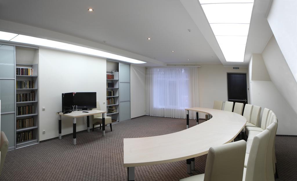 Skazka Hotel Винница Экстерьер фото