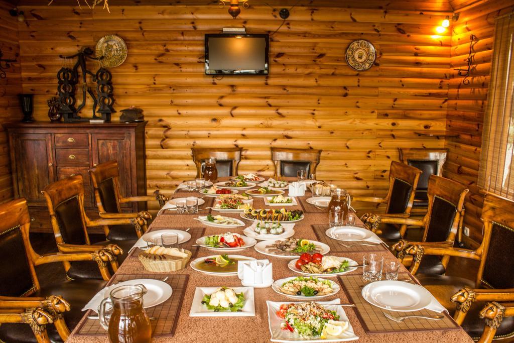Skazka Hotel Винница Экстерьер фото