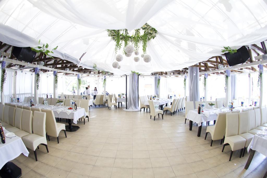 Skazka Hotel Винница Экстерьер фото