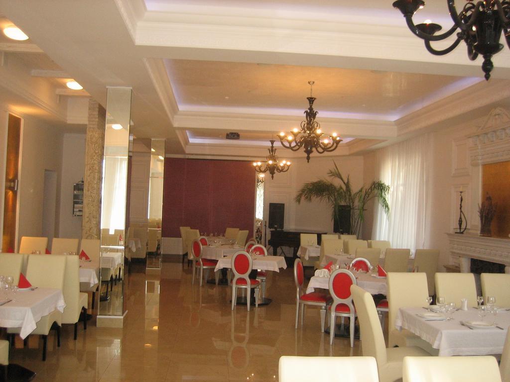 Skazka Hotel Винница Экстерьер фото